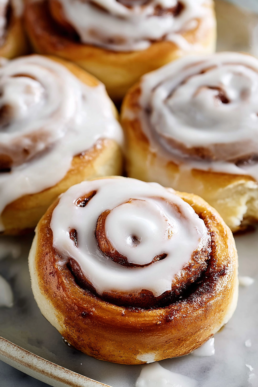 Easy Copycat Cinnabon Cinnamon Rolls
